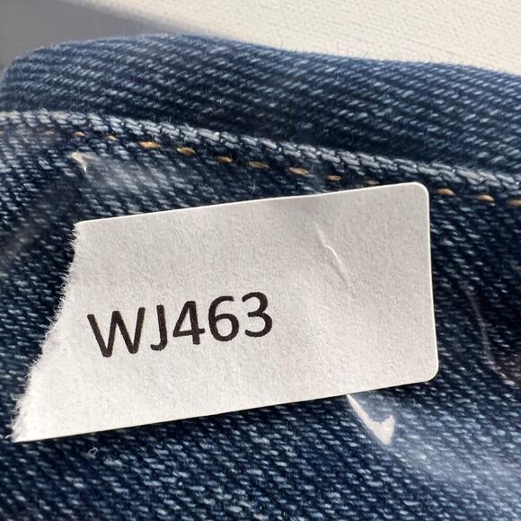 Good American Good Legs Cigarette V-Notch Chopped Hem Jeans GLSPL67T Size 8/29 - Picture 12 of 12